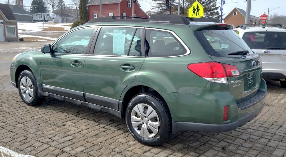 2011 Subaru Outback 2.5i MANUAL. IMG_20260304_110733127_HDR