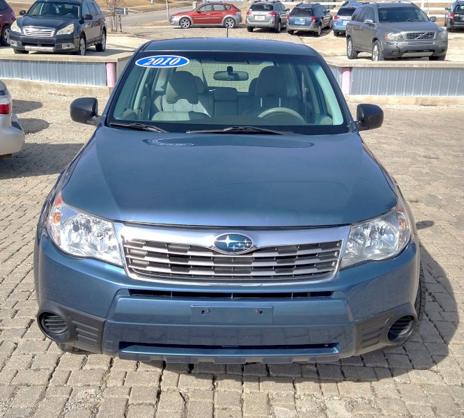 2010 Subaru Forester 2.5x MANUAL. 02