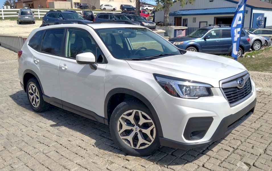 2019 Subaru Forester Premium's photo