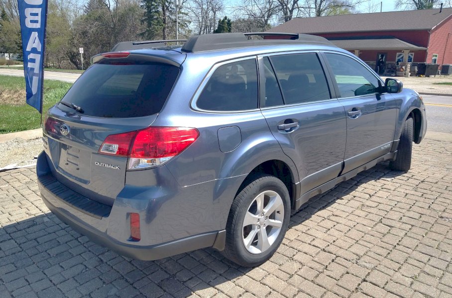 2013 Subaru Outback 2.5i Premium. IMG_20260421_141640984_HDR