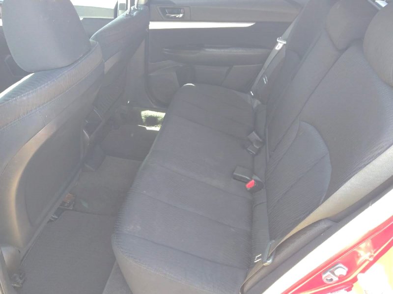 2012 Subaru Outback 2.5i AWP. j2