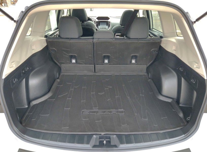 2019 Subaru Forester Premium. j12