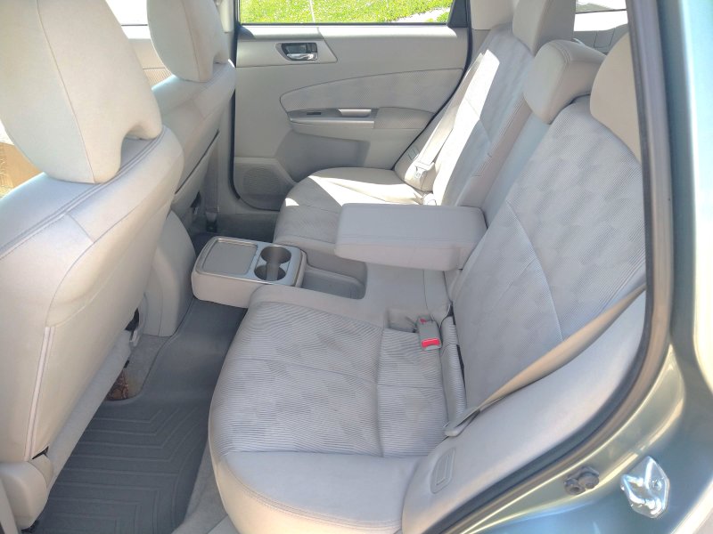 2009 Subaru Forester 2.5x Premium. in3