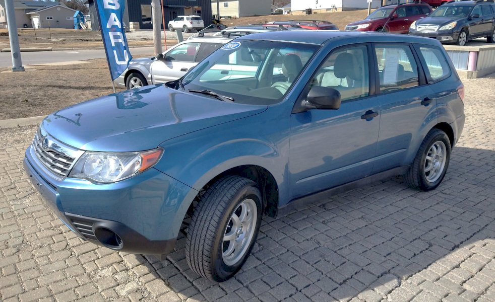 2010 Subaru Forester 2.5x MANUAL. 03