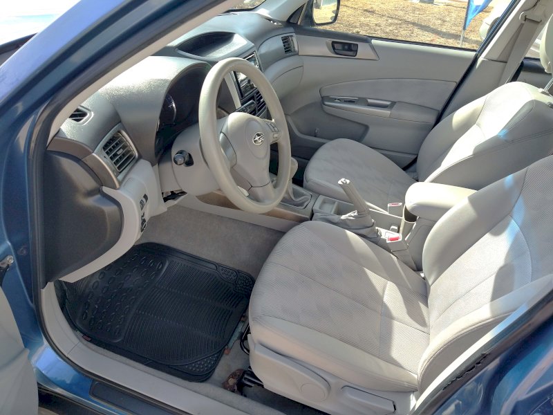 2010 Subaru Forester 2.5x MANUAL. 10
